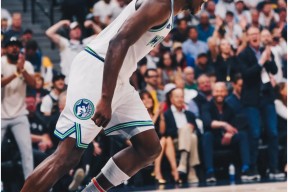 天博app官方-CBA季后赛倒计时；明尼苏达森林狼国际比赛日队长鼓劲；细节引发关注；球迷炸锅；团队化学反应显著