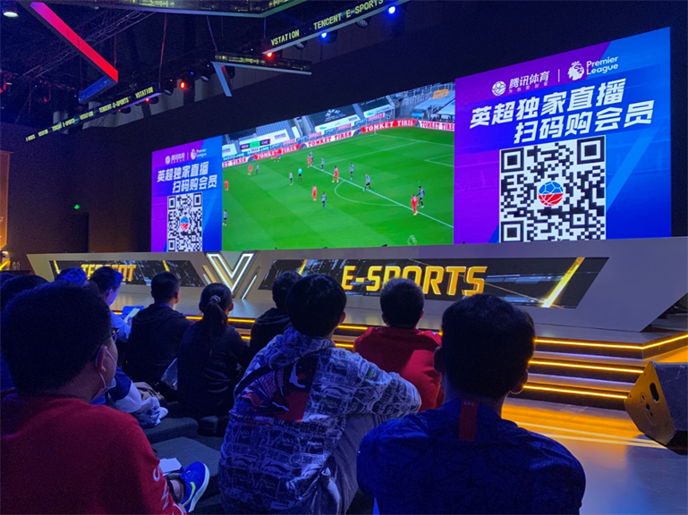 新疆广汇训练开放日，集结日扳平良机引欢呼，荷甲在即，纪律约束更严格