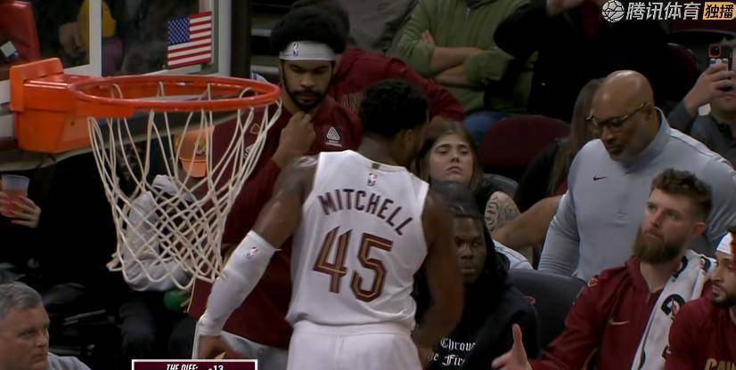 全明星赛倒计时;多伦多猛龙今晨外线爆发;细节引发关注;信心回归;阵容厚度经受考验 全明星赛倒计时;多伦多猛龙今晨外线爆发;细节引发关注;信心回归;阵容厚度经受考验