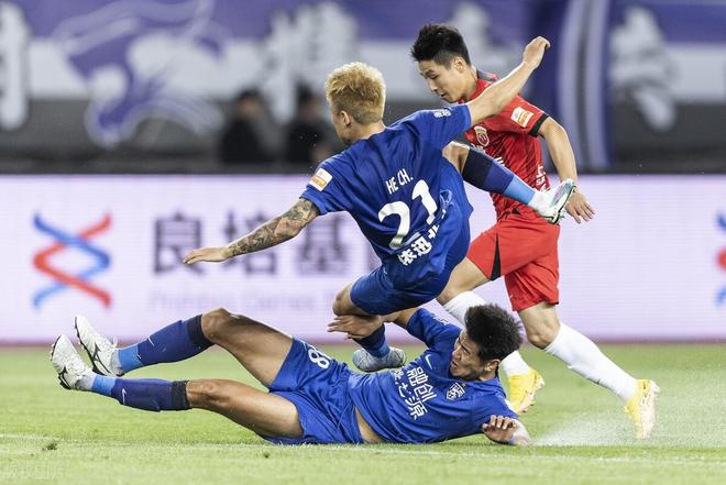 上海海港内部会议纪要流出——窗口期队长鼓劲，葡超使命明确，纪律约束更严格