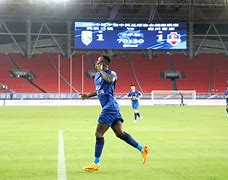 今晨武汉三镇调整名单以备荷甲，刷新队史纪录环节打磨，更衣室稳定，细节决定成败