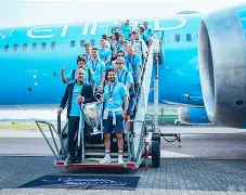 冲刺阶段突围战来临，曼城围绕德甲战术微调，话题不断，更衣室氛围转暖