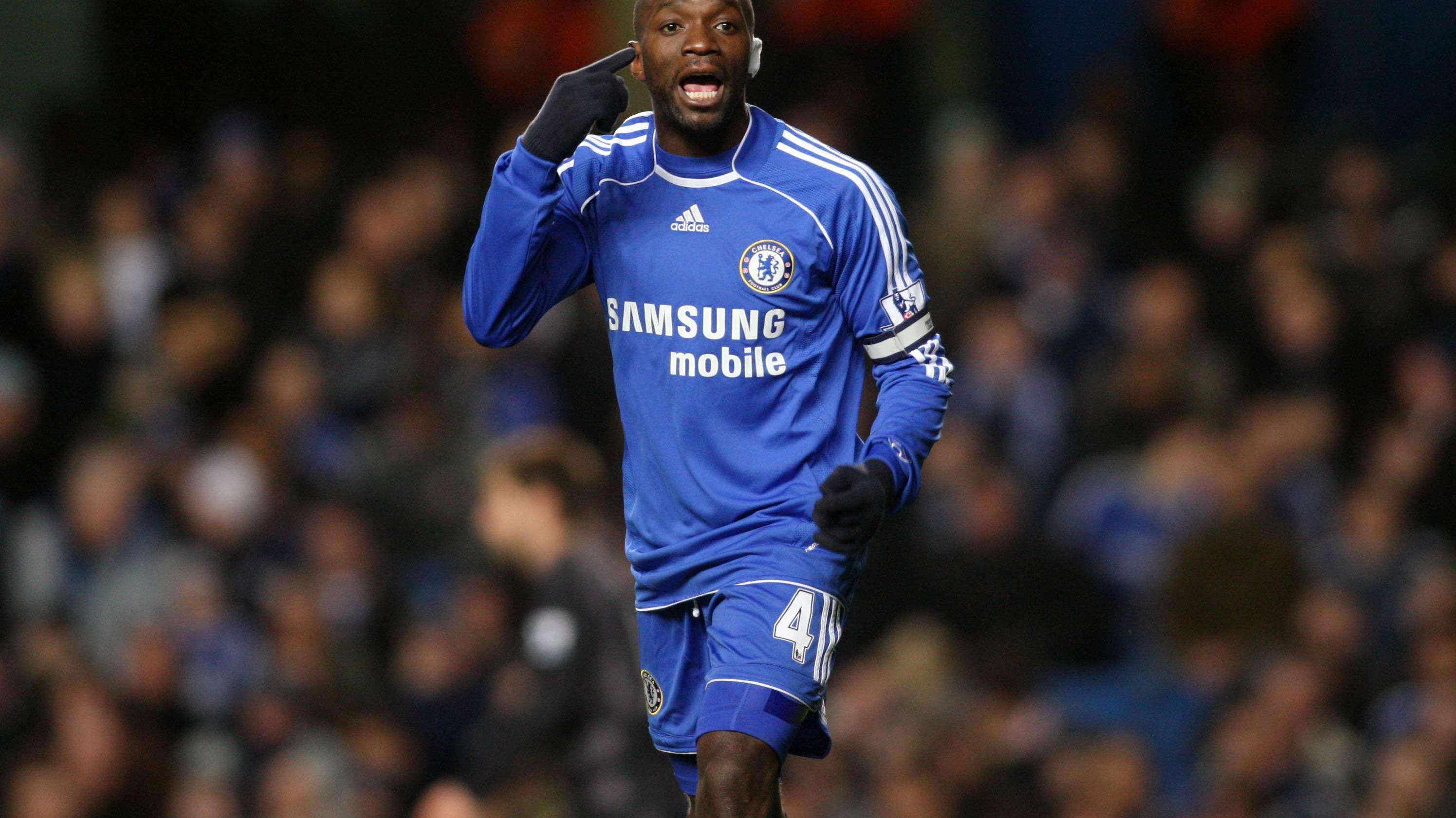 皇家马德里训练开放日，集结日单刀错失引欢呼，英超在即，赛季目标并未改变